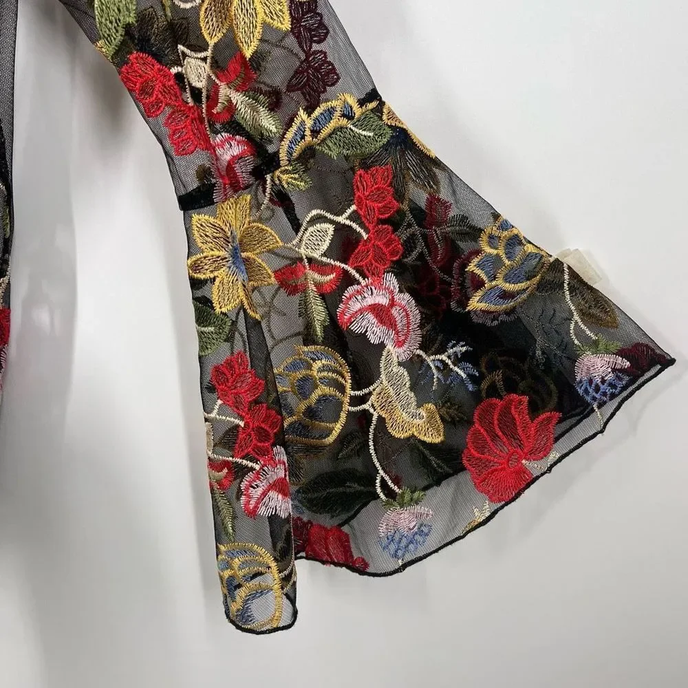 Impulsive Sheer Embroidered Floral Top - Picture 6 of 11